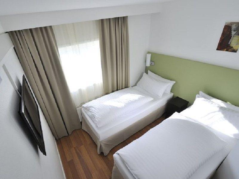Good Morning Lund Hotel Bagian luar foto